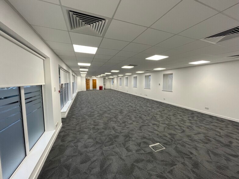 1 St Swithin Row, Aberdeen à louer - Photo du bâtiment - Image 2 de 6