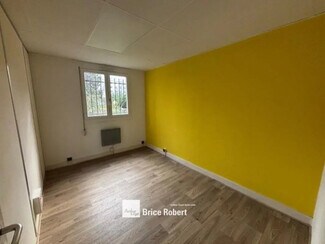 Plus de détails pour 13 Rue Etienne Richerand, Lyon - Commerce de détail à louer