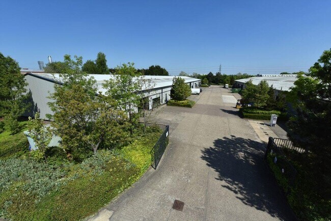 Plus de détails pour Brunel Rd, Corby - Industriel à louer