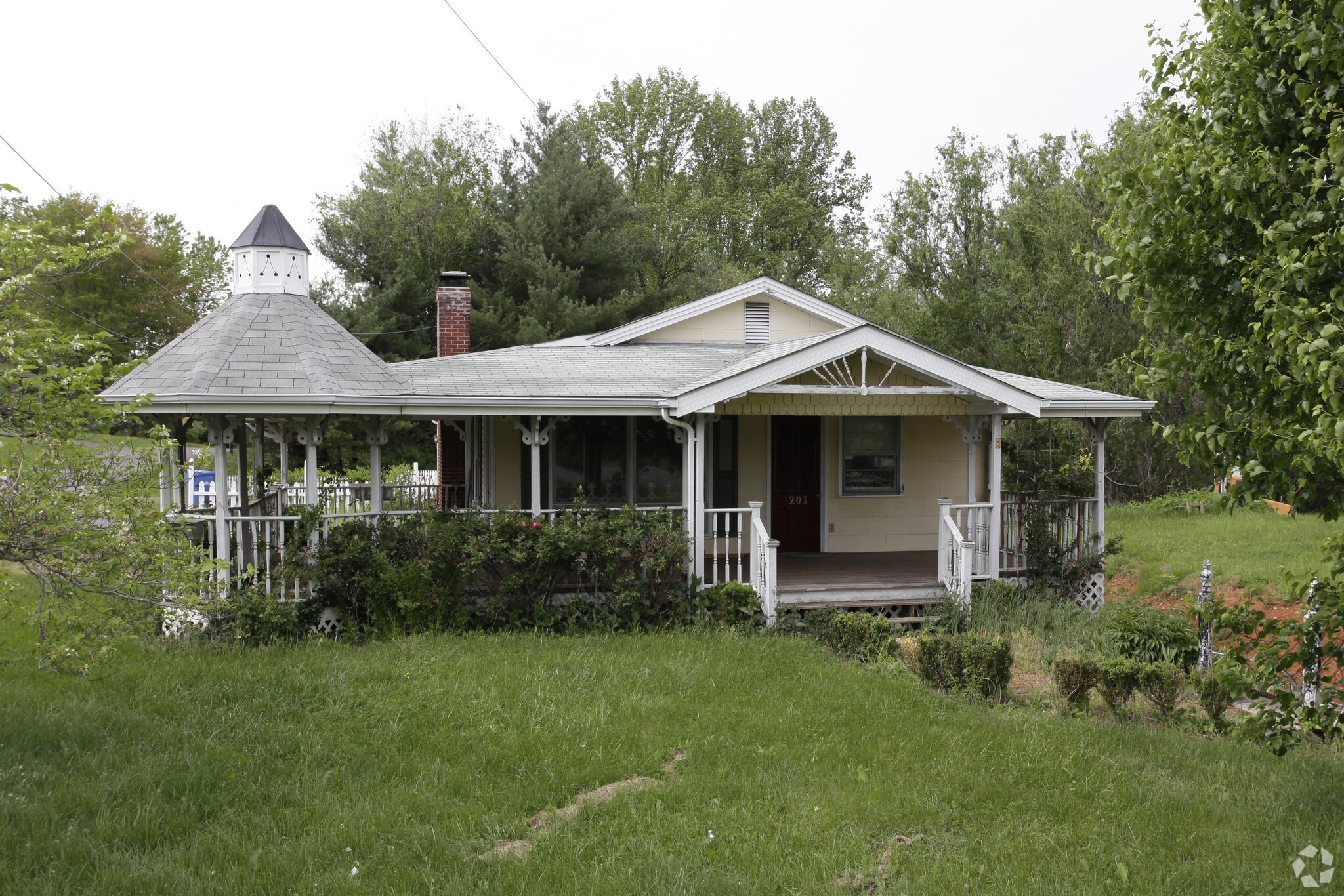 1203 E Jackson Blvd, Jonesborough, TN à vendre Photo principale- Image 1 de 10