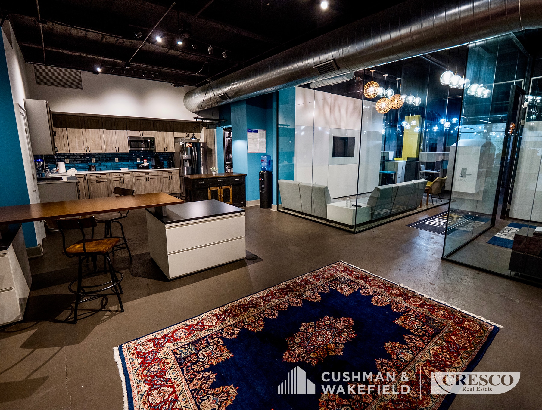 1231 Superior Ave E, Cleveland, OH à vendre Photo intérieure- Image 1 de 7