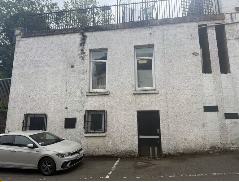 9-21 Clarkston Rd, Glasgow for sale - Building Photo - Image 3 of 3