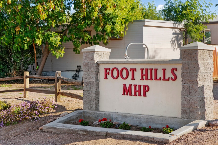 349 N Royal Palm, Apache Junction, AZ for sale - Building Photo - Image 2 of 17