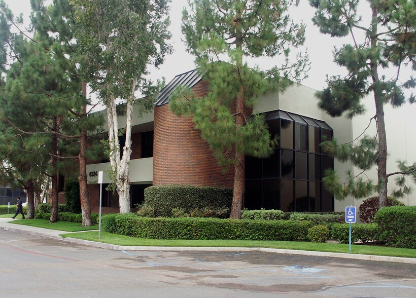 6324 Ferris Sq, San Diego, CA à louer - Photo du bâtiment - Image 2 de 13