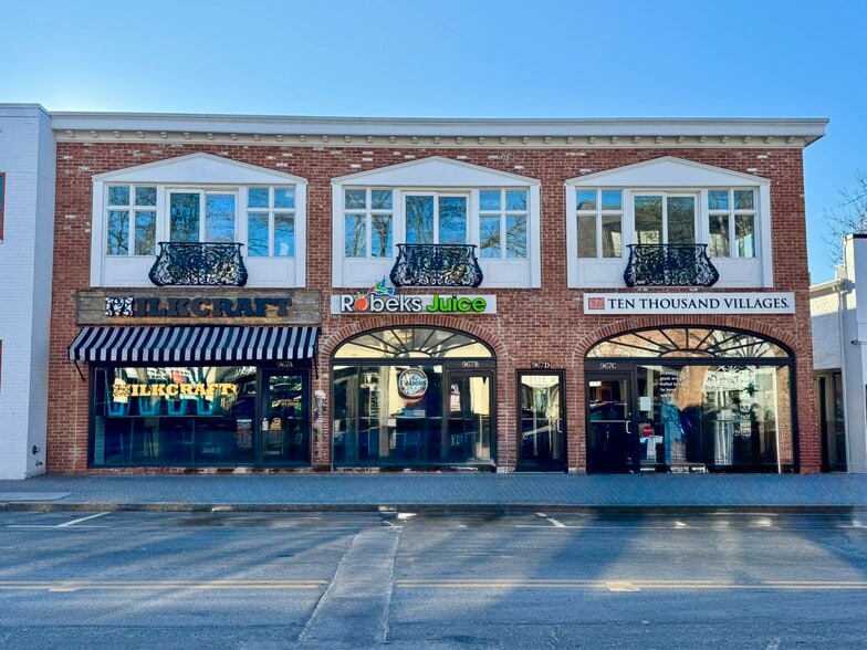 967 Farmington Ave, West Hartford, CT for lease - Building Photo - Image 1 of 3