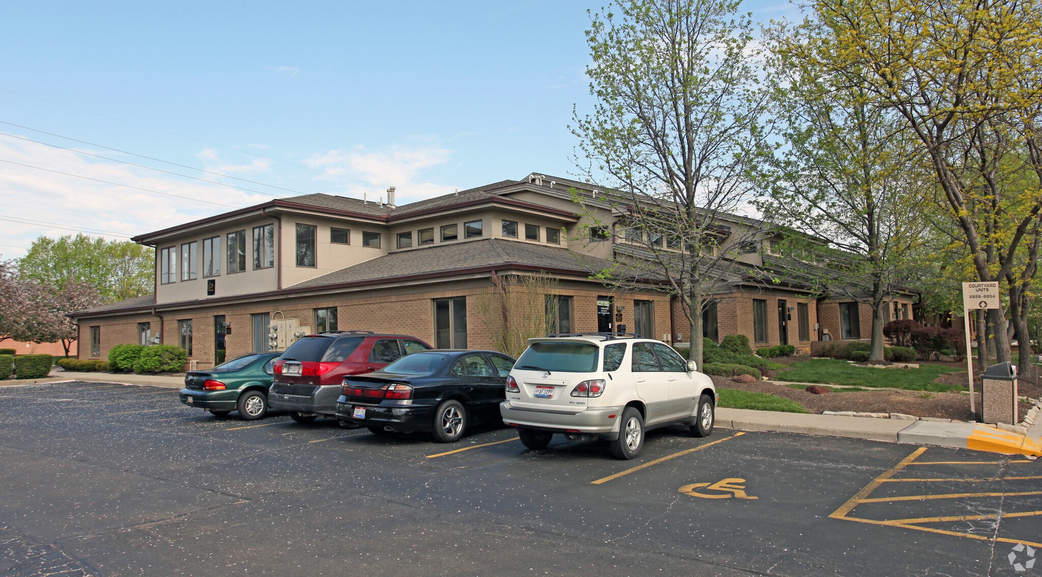 6804-6838 Loop Rd, Centerville, OH à vendre Photo du bâtiment- Image 1 de 13