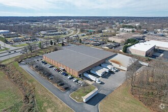 200 E Meadowview Rd, Greensboro, NC - Aérien  Vue de la carte - Image1