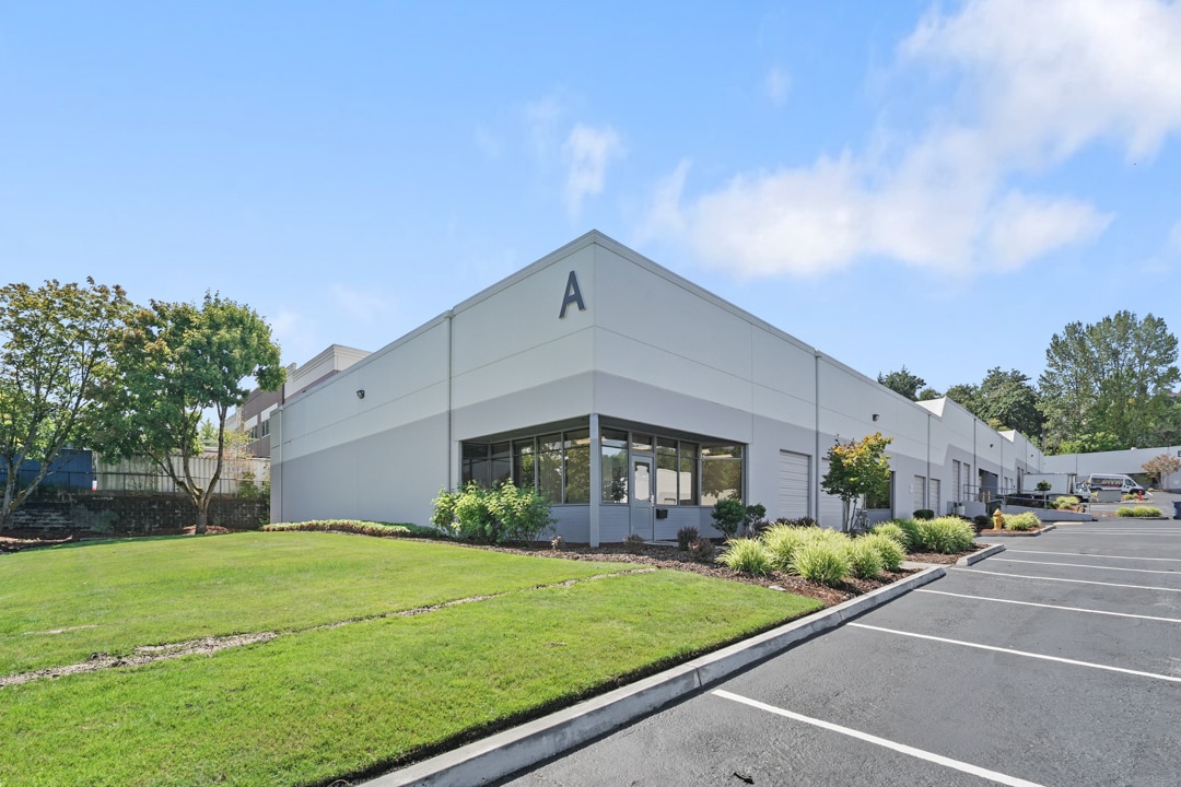 4487-4497 S 134th Plz, Tukwila, WA for lease Building Photo- Image 1 of 8
