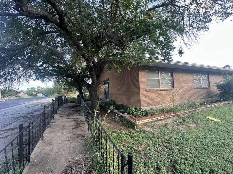 1901 W Elliott St, Breckenridge, TX à vendre - Photo du bâtiment - Image 2 de 13