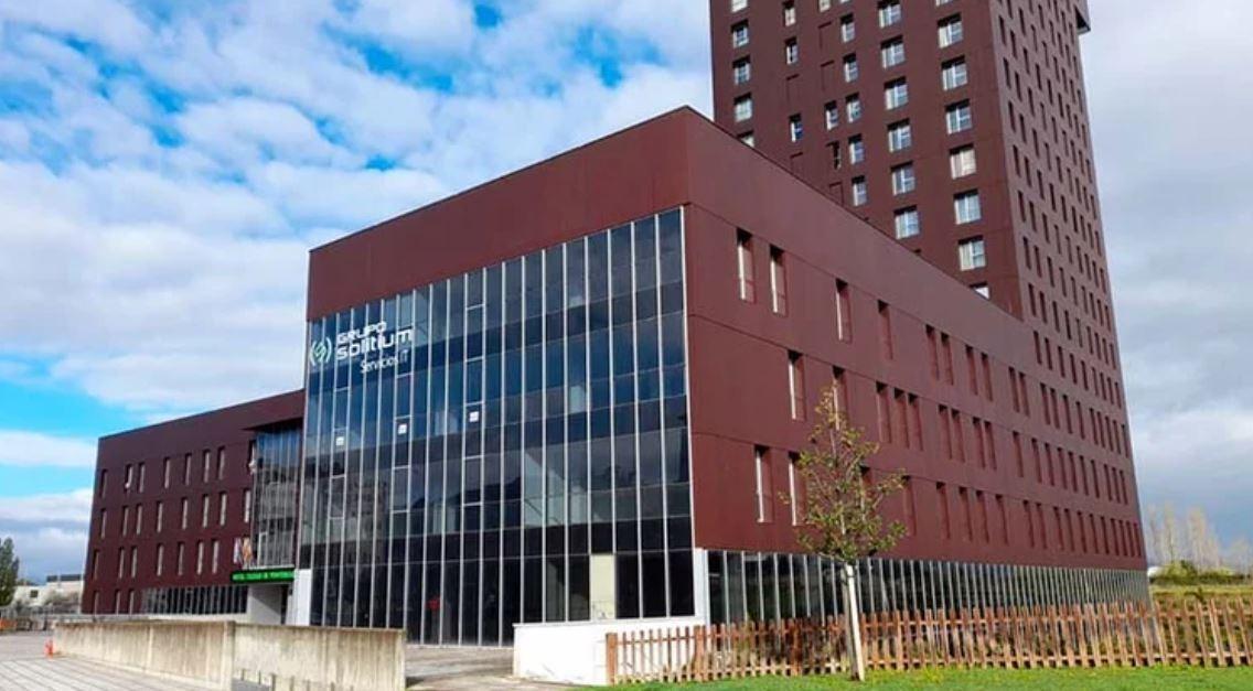 Office in Ponferrada for sale Building Photo- Image 1 of 13