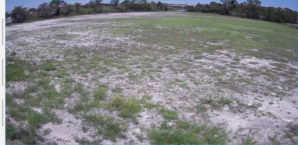 5590 N Highway 1, Palm Shores, FL à louer - Photo principale - Image 1 de 4