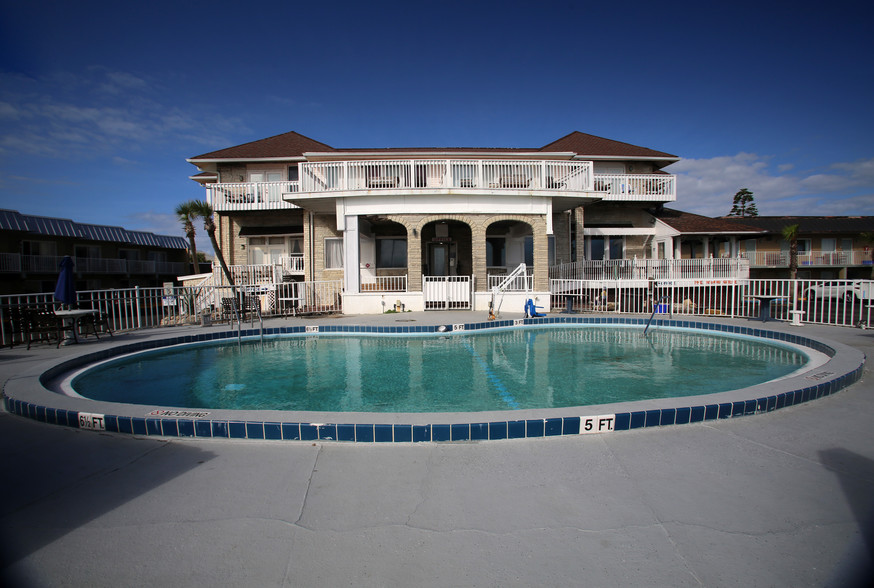 1224 S Oceanshore Blvd, Flagler Beach, FL à vendre - Photo du bâtiment - Image 1 de 1