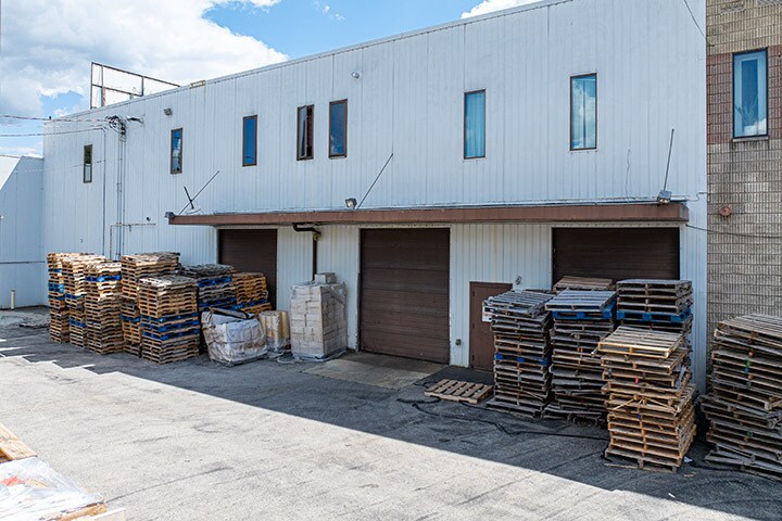 100 Tripak Industries Blvd, Tarentum, PA à louer - Photo du bâtiment - Image 3 de 16