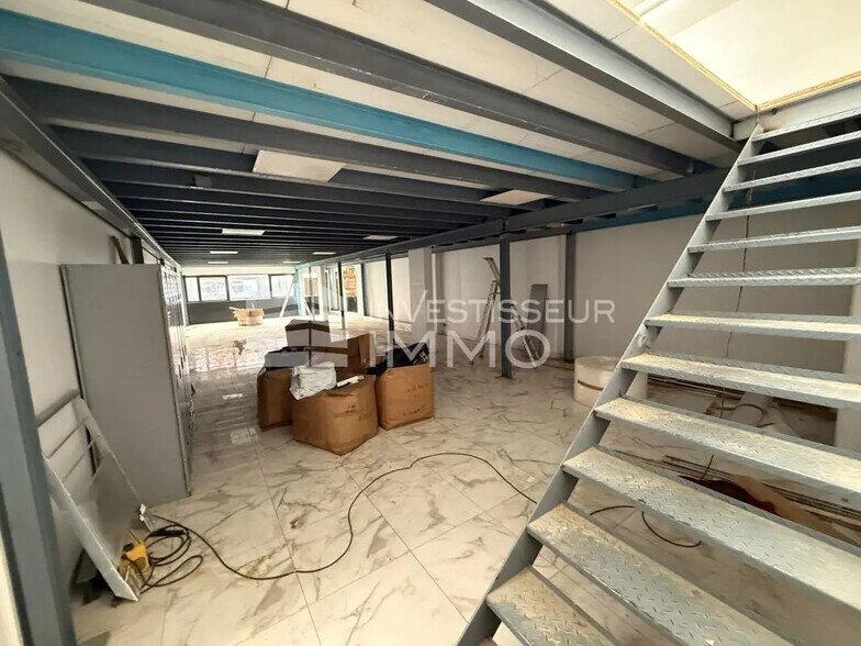 Commerce de détail dans Tremblay-en-France à louer - Photo intérieure - Image 3 de 6