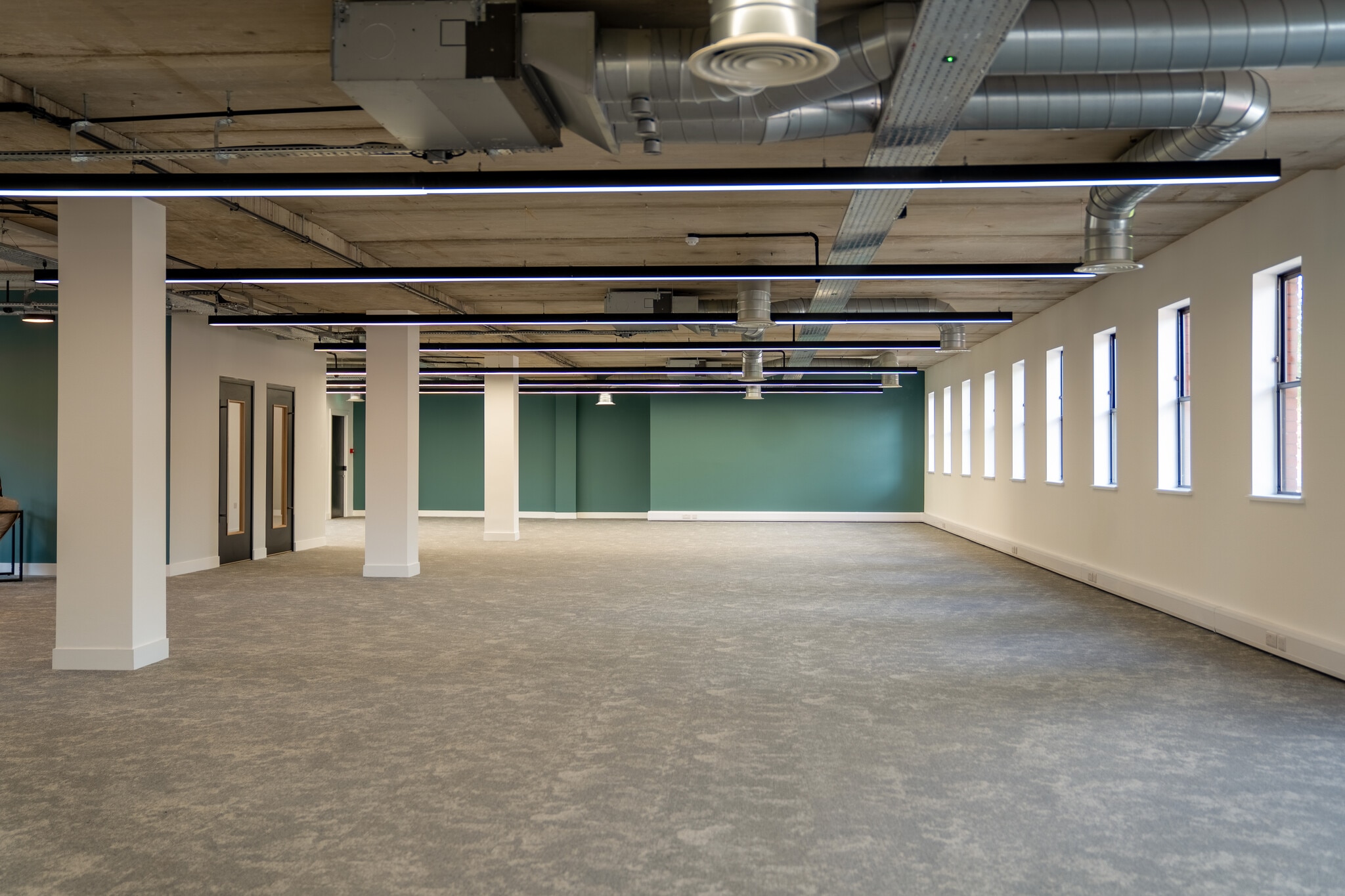 Alderley Rd, Wilmslow for lease Interior Photo- Image 1 of 4