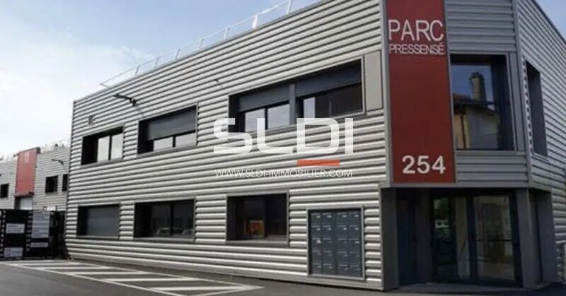 Office in Villeurbanne for lease Building Photo- Image 1 of 7