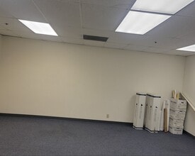 3815 Mission Ave, Oceanside, CA for lease Building Photo- Image 2 of 4