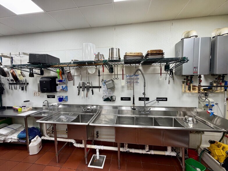 1105 Main St, Forest Park, GA à louer - Photo du bâtiment - Image 3 de 18