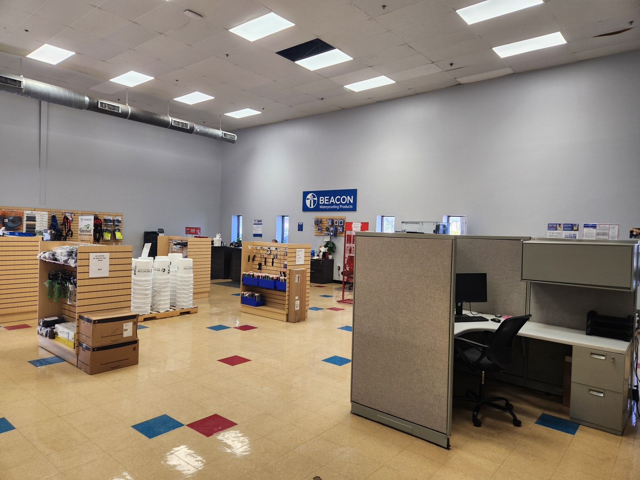 13555 49th St N, Clearwater, FL for lease Interior Photo- Image 1 of 5