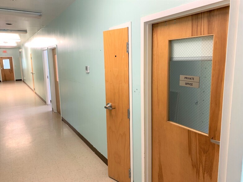 81 Quicks Mill Rd, Verona, VA à vendre - Photo intérieure - Image 3 de 13