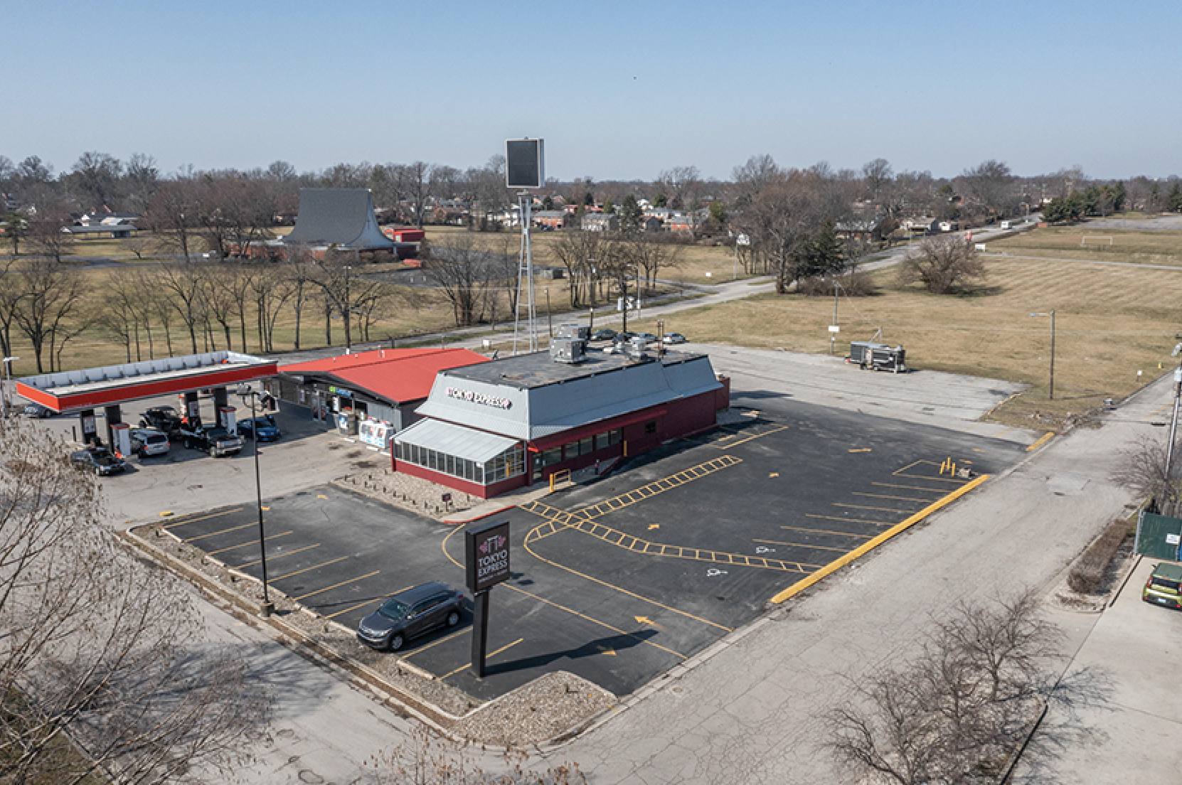 1951 N Broadway, Lexington, KY for lease Building Photo- Image 1 of 21