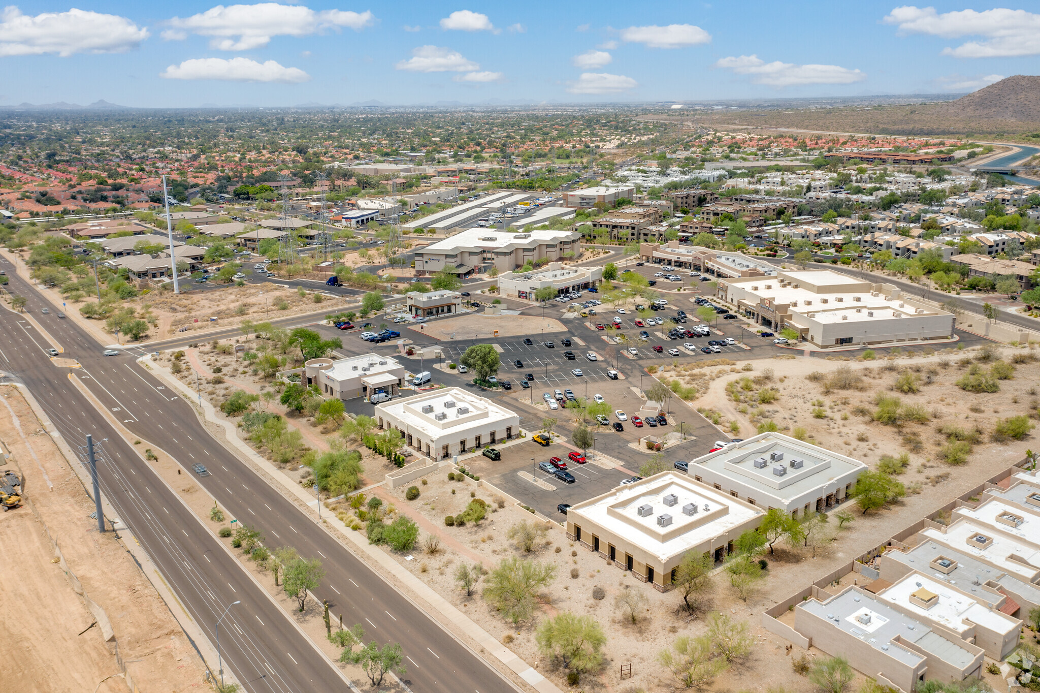 10855 N 116th St, Scottsdale, AZ à louer Photo du b timent- Image 1 de 10