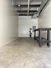 334 S Main St, Los Angeles, CA for lease Interior Photo- Image 1 of 1