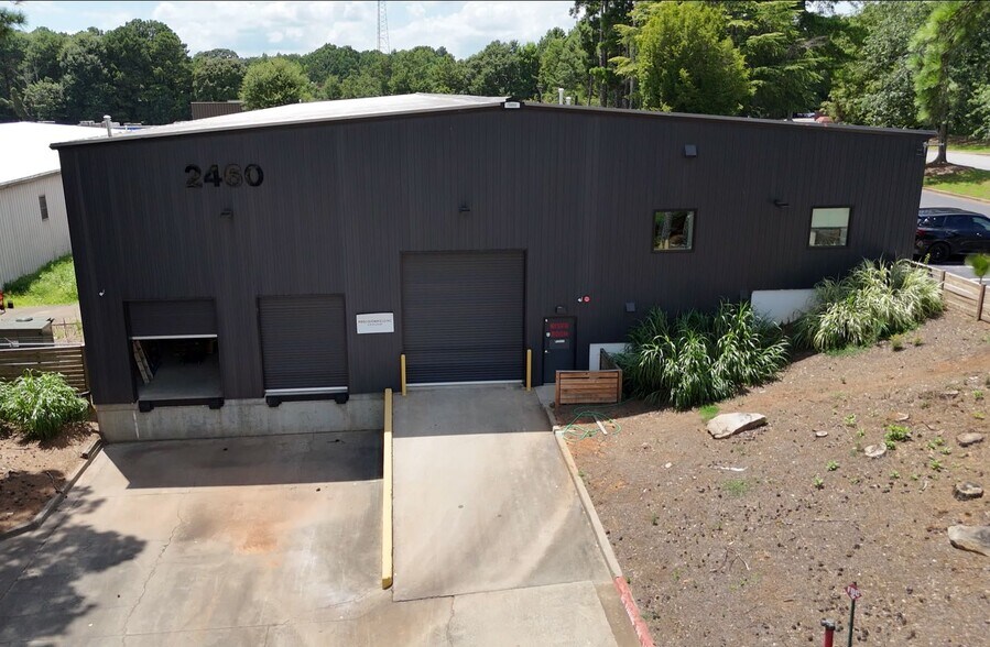 2460 Industrial Park Blvd, Cumming, GA à vendre - Photo du bâtiment - Image 3 de 10