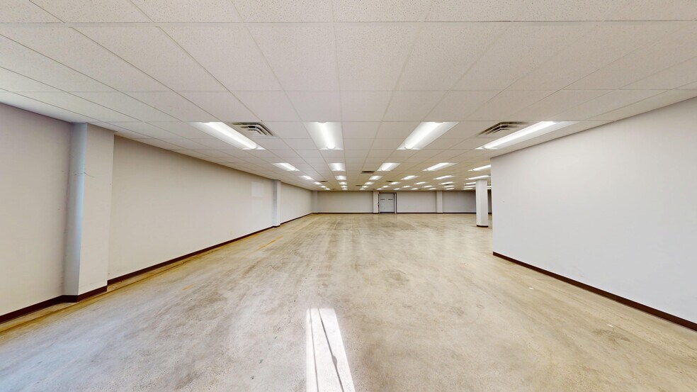 5522 Aurelius Rd, Lansing, MI à louer - Photo intérieure - Image 2 de 15