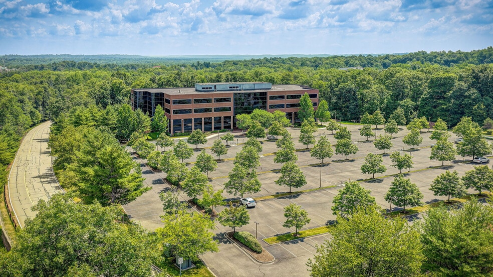 120 Mountainview Blvd, Basking Ridge, NJ for lease - Building Photo - Image 3 of 28