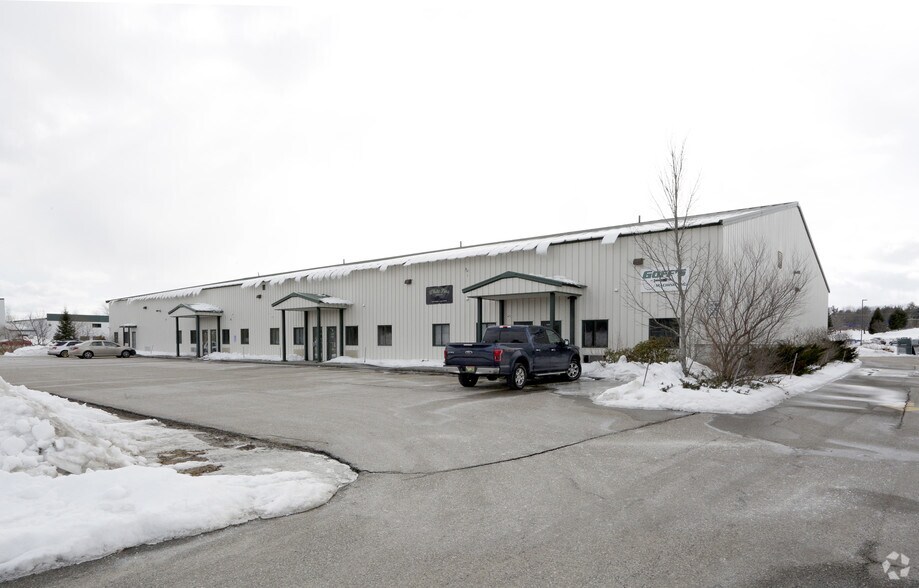 11 Gorham Industrial Pky, Gorham, ME for lease - Primary Photo - Image 1 of 11
