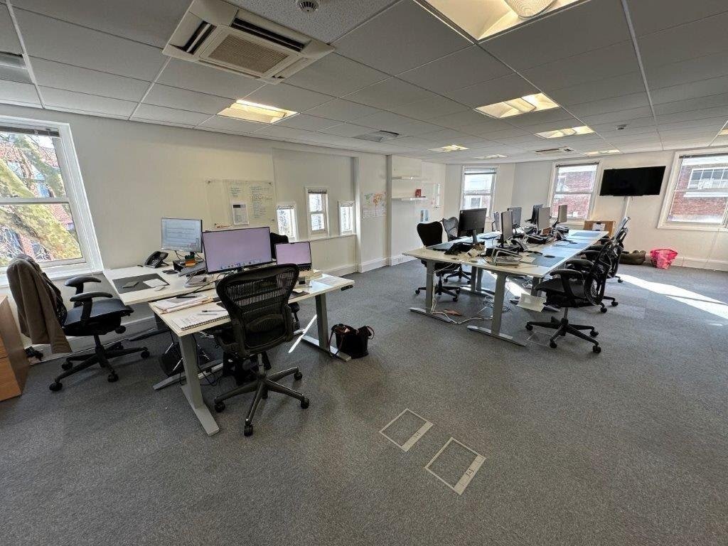 19-23 High St, Kingston Upon Thames à louer Photo intérieure- Image 1 de 4