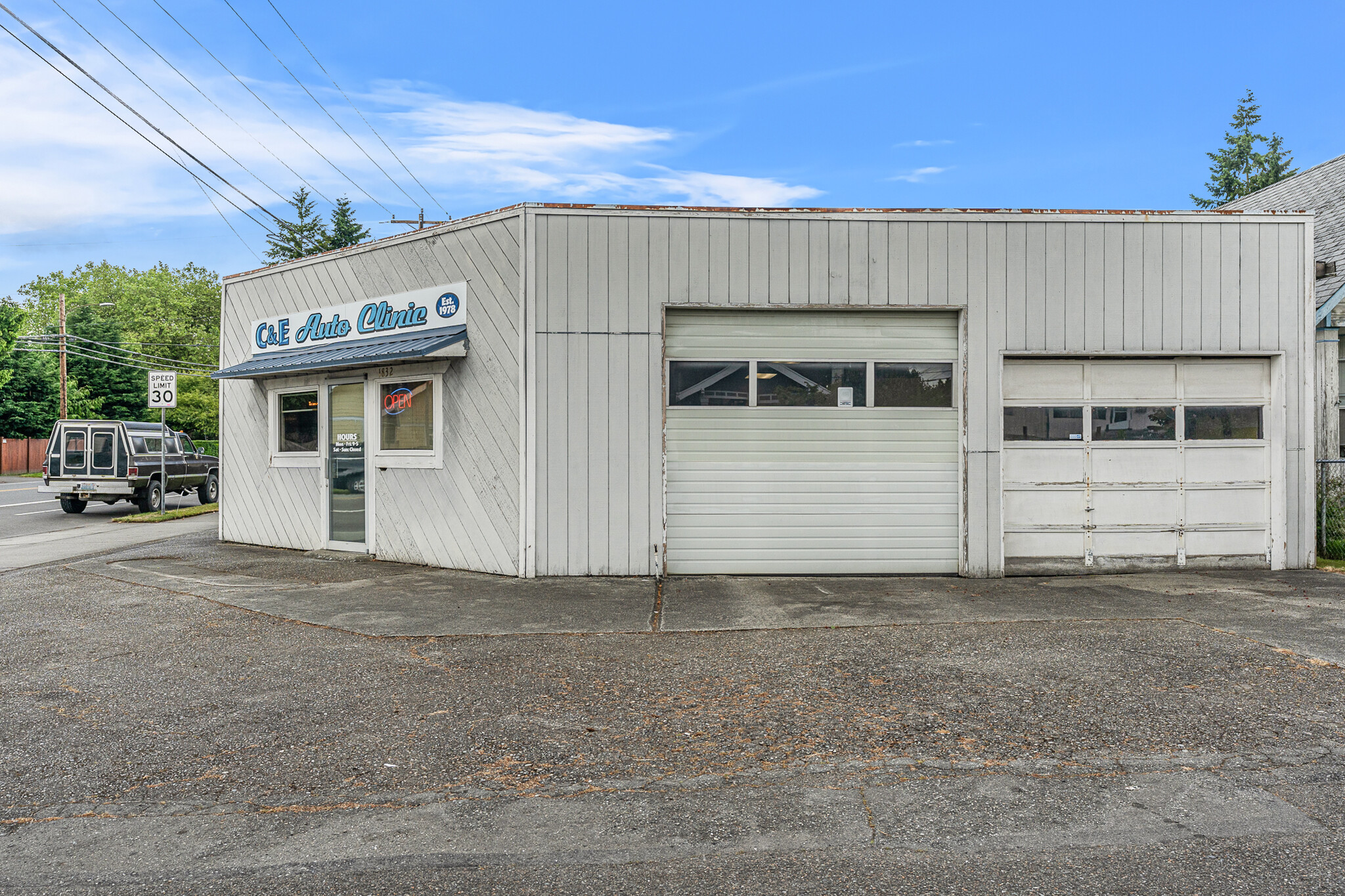 1917 19th St, Everett, WA for sale Primary Photo- Image 1 of 1