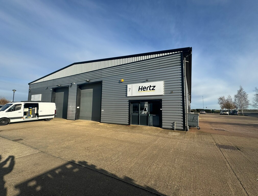 Sabre Way, Peterborough for lease Building Photo- Image 1 of 5