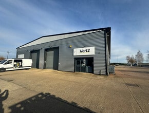 Sabre Way, Peterborough à louer Photo du bâtiment- Image 1 de 9