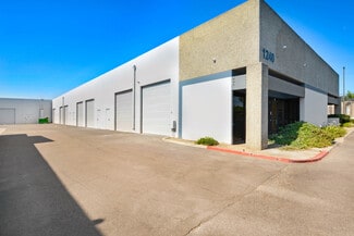 Plus de détails pour 1240 N Jefferson St, Anaheim, CA - Industriel à vendre