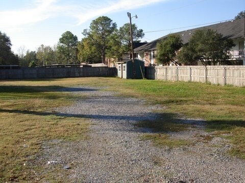 10526 Jefferson Hwy, Baton Rouge, LA à vendre - Photo du bâtiment - Image 2 de 6