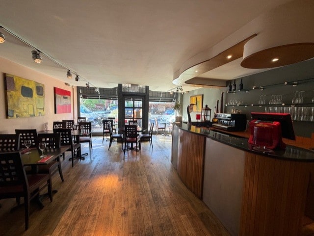 137-197 Watling St, Radlett à louer Photo intérieure- Image 1 de 5