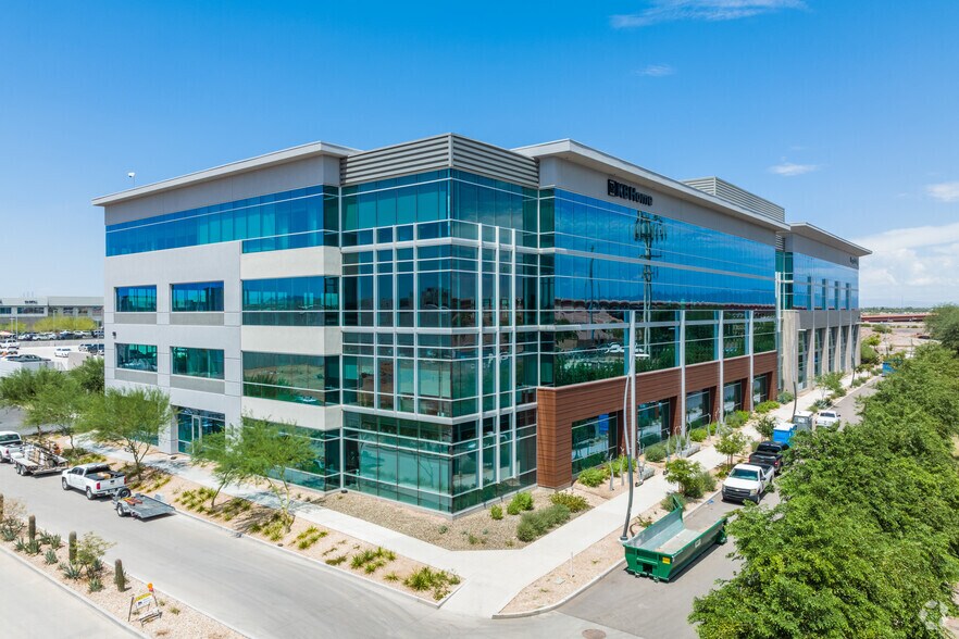 58 S River Dr, Tempe, AZ à louer - Photo du bâtiment - Image 2 de 19