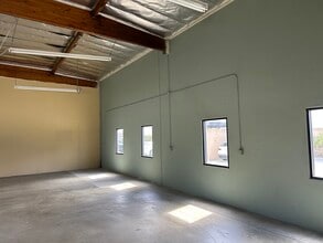 4025 Spencer St, Torrance, CA à louer Photo intérieure- Image 1 de 6