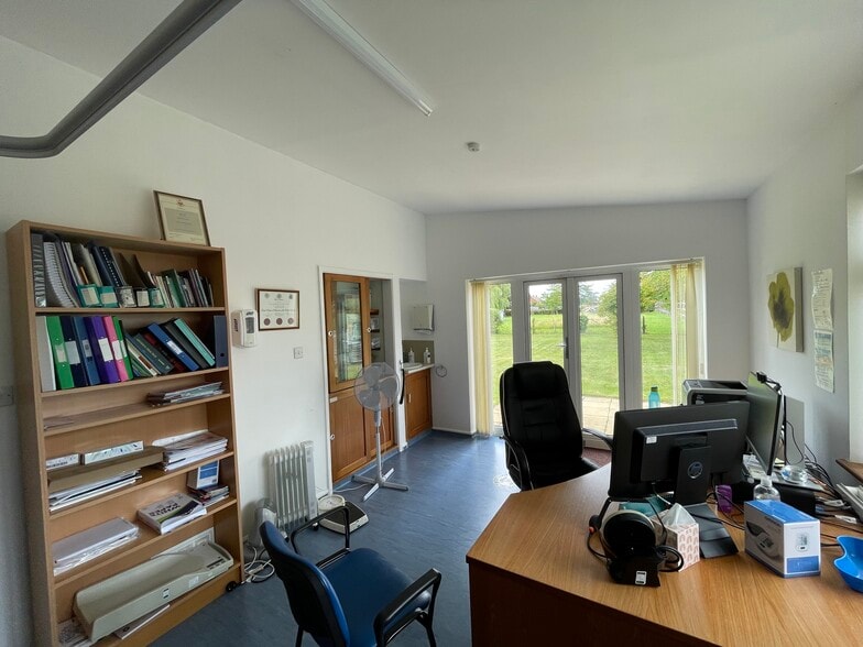 58 Boxworth End, Swavesey for sale - Building Photo - Image 3 of 6