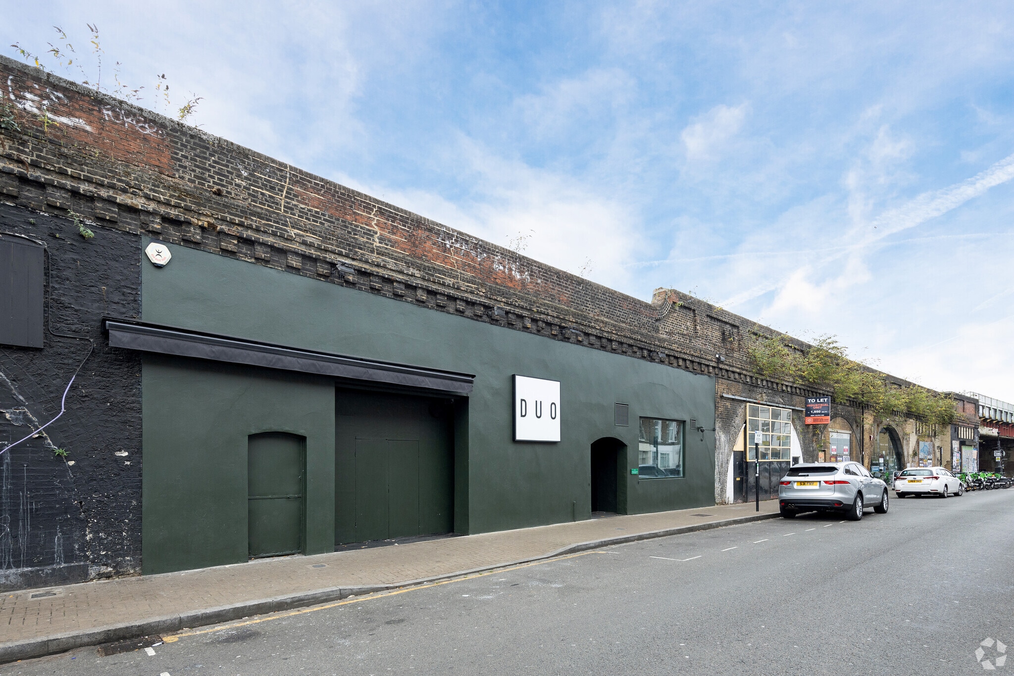 11-25 Lendal Ter, London for lease Primary Photo- Image 1 of 3