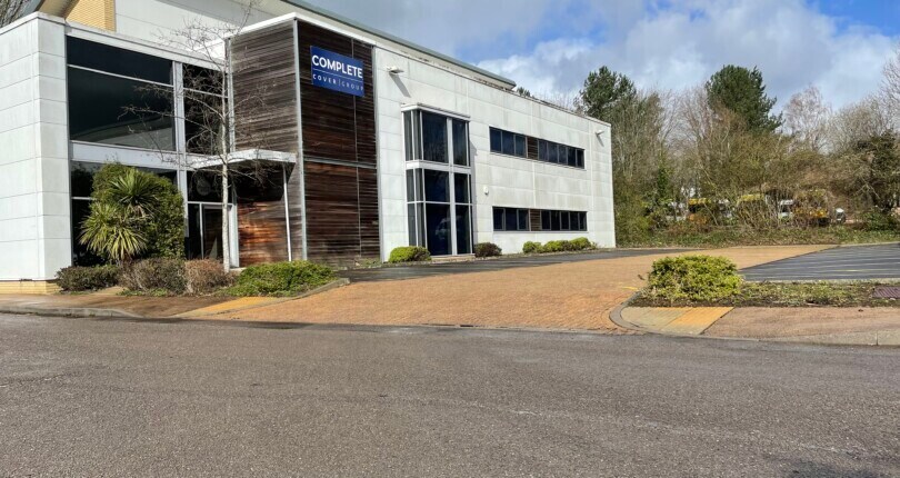 William Brown Close, Cwmbran à louer - Photo du bâtiment - Image 2 de 3