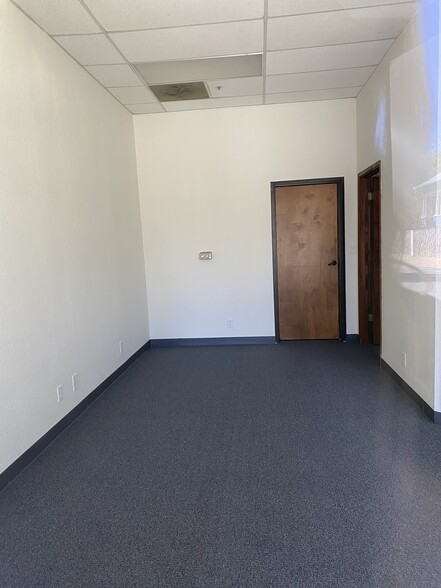 33476 Alvarado Niles Rd, Union City, CA for lease - Interior Photo - Image 3 of 5