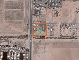 Plus de détails pour 2150 N Pinal Ave / 265 & 307 W Bisnaga St, Casa Grande, AZ - Terrain à louer