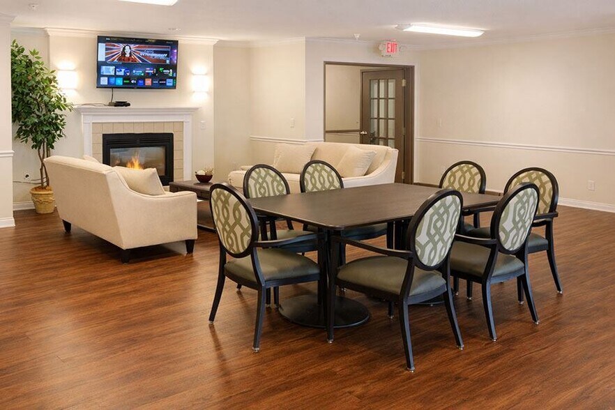 105 S Sumter St, Sumter, SC for sale - Building Photo - Image 3 of 19