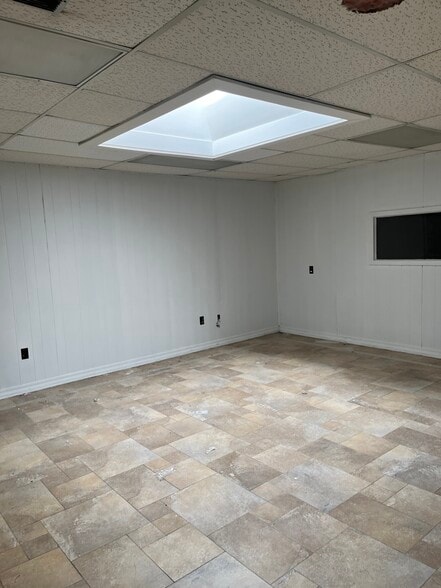 1202 Falls St, Jonesboro, AR for lease - Building Photo - Image 3 of 20