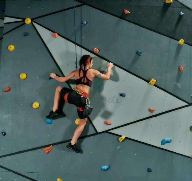 Local d'activités dans Ézanville à vendre - Photo du bâtiment - Image 1 de 5