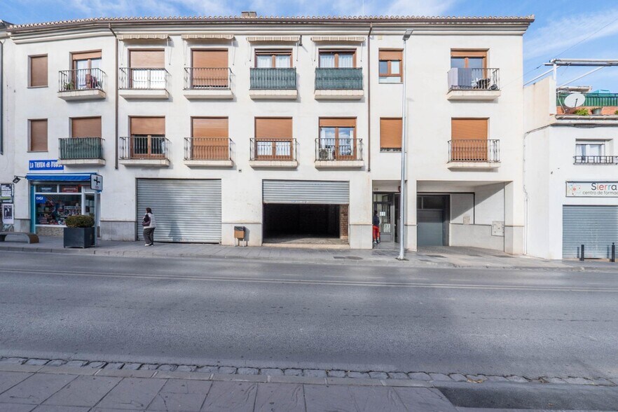 Retail in Ogíjares for sale - Building Photo - Image 2 of 39