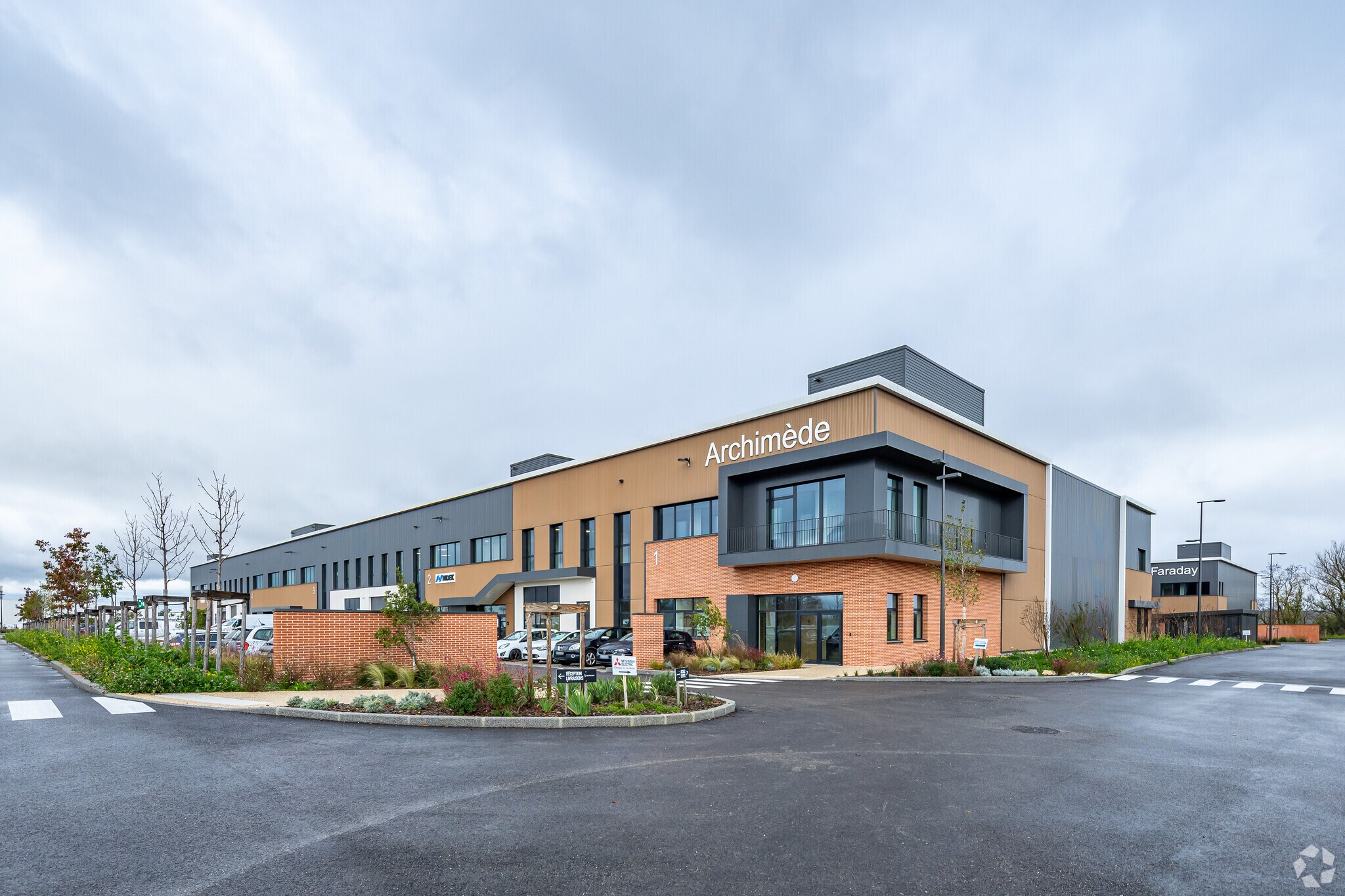 25 Route De Lyon, Saint-Priest for lease Primary Photo- Image 1 of 4